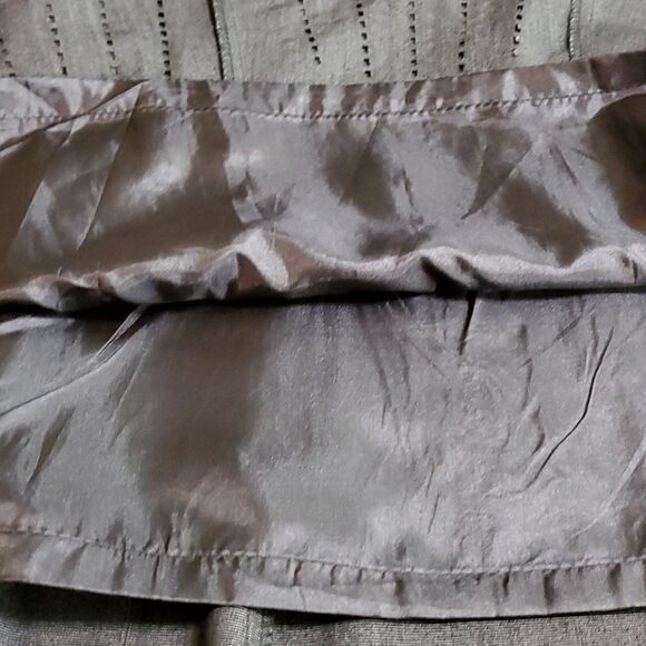 YIMANBEIER, Y2K Vintage mid length skirt. Modest, size 11. Gray-bling - Picture 8 of 9